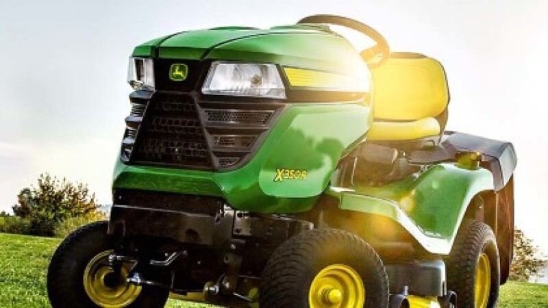 John Deere Serie X300