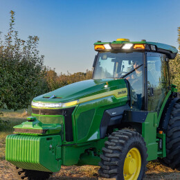 John Deere stellt neue autonome Maschinen und Technologien auf der CES 2025 vor